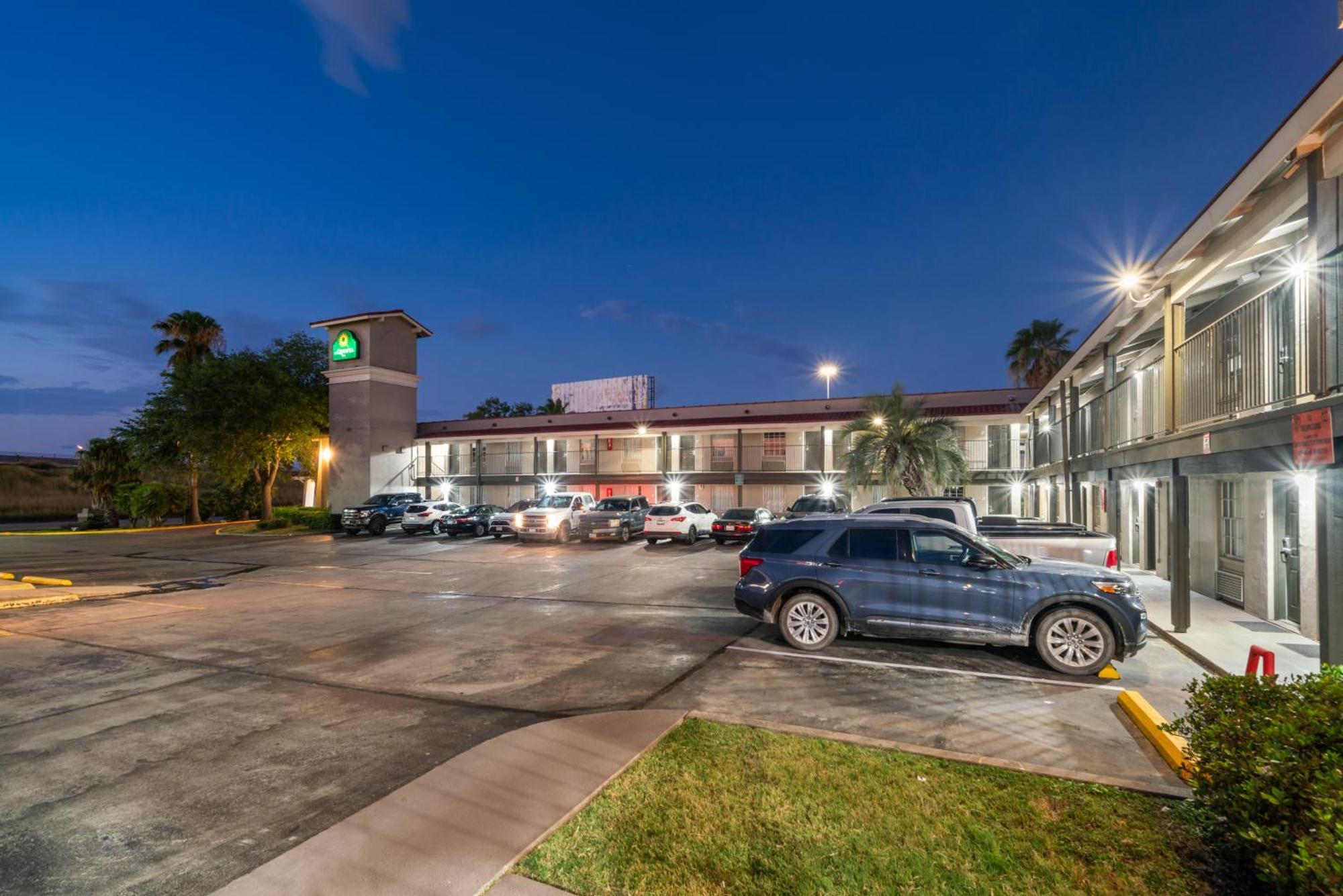 La Quinta Inn By Wyndham Corpus Christi North Esterno foto