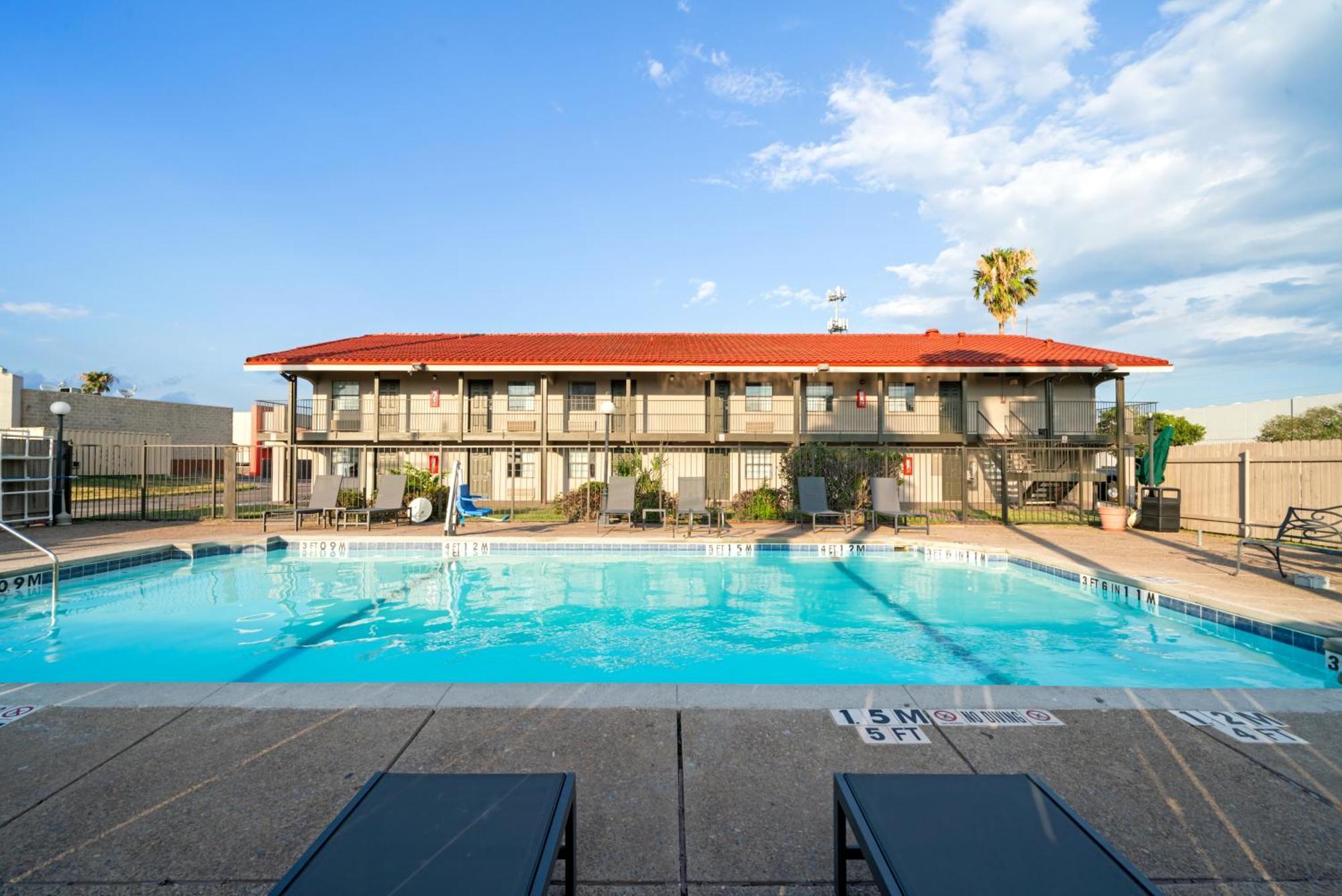 La Quinta Inn By Wyndham Corpus Christi North Esterno foto